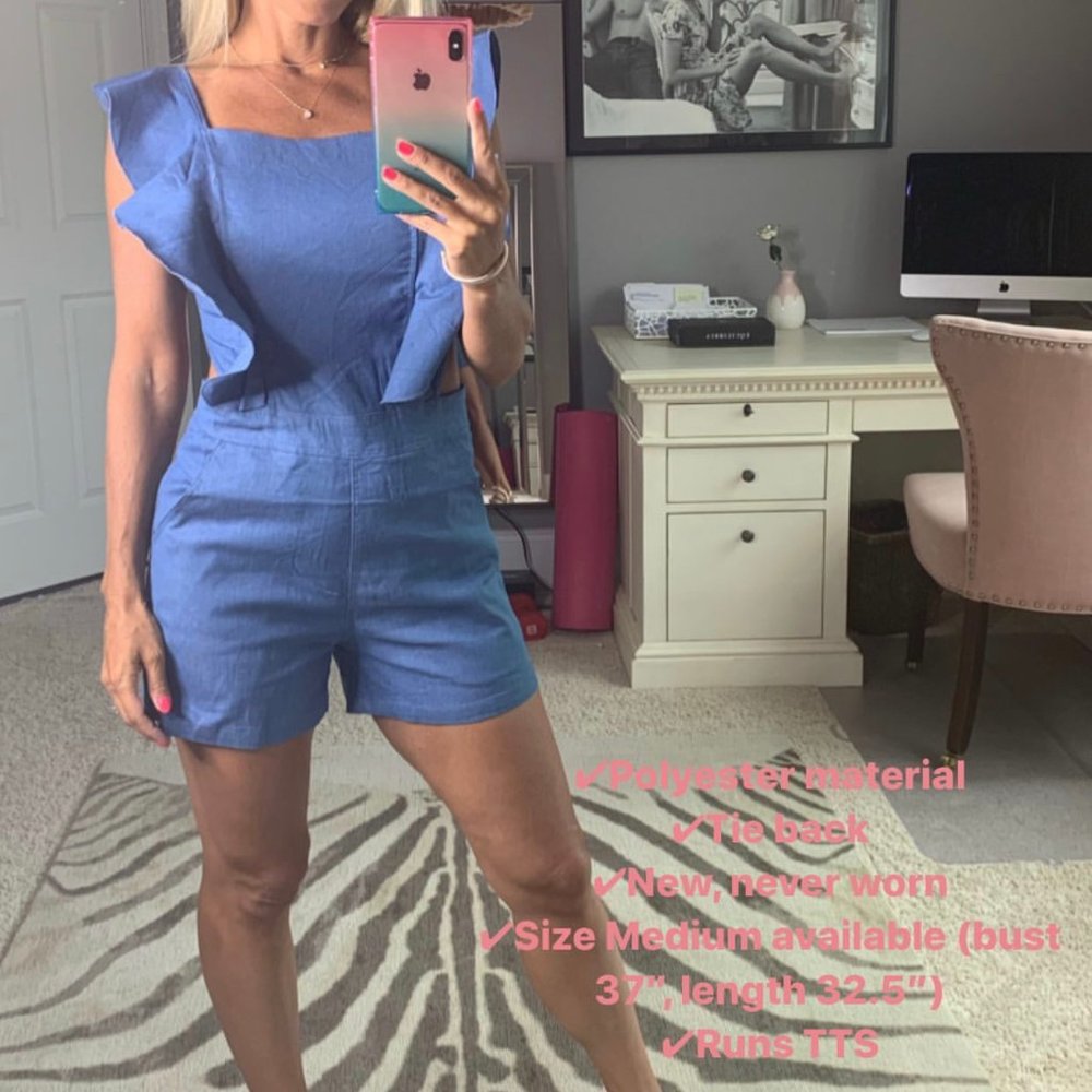 Backless Tie Ruffled Romper - Picture 2 of 4